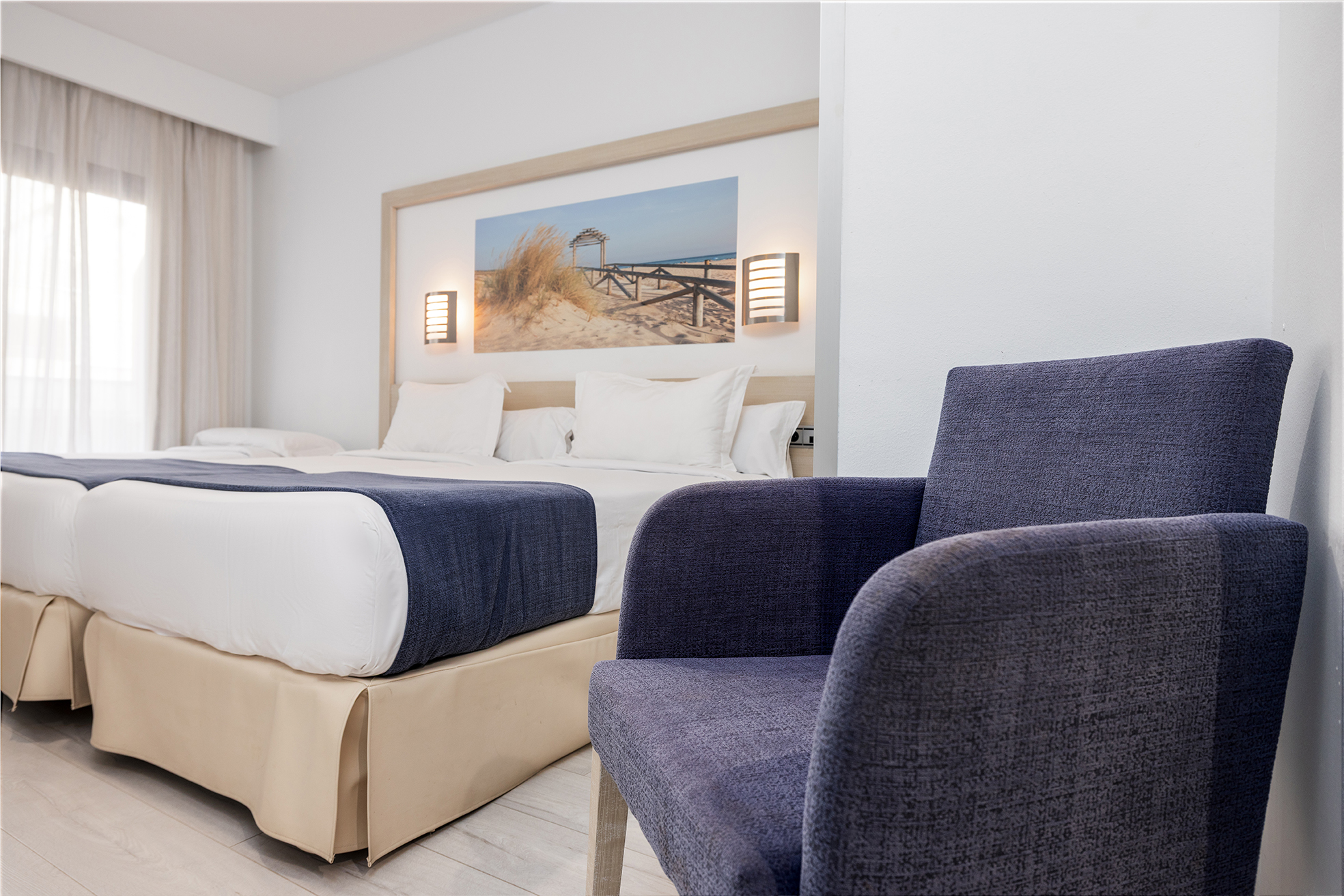 004_alta_cadizplaza Triple.jpg